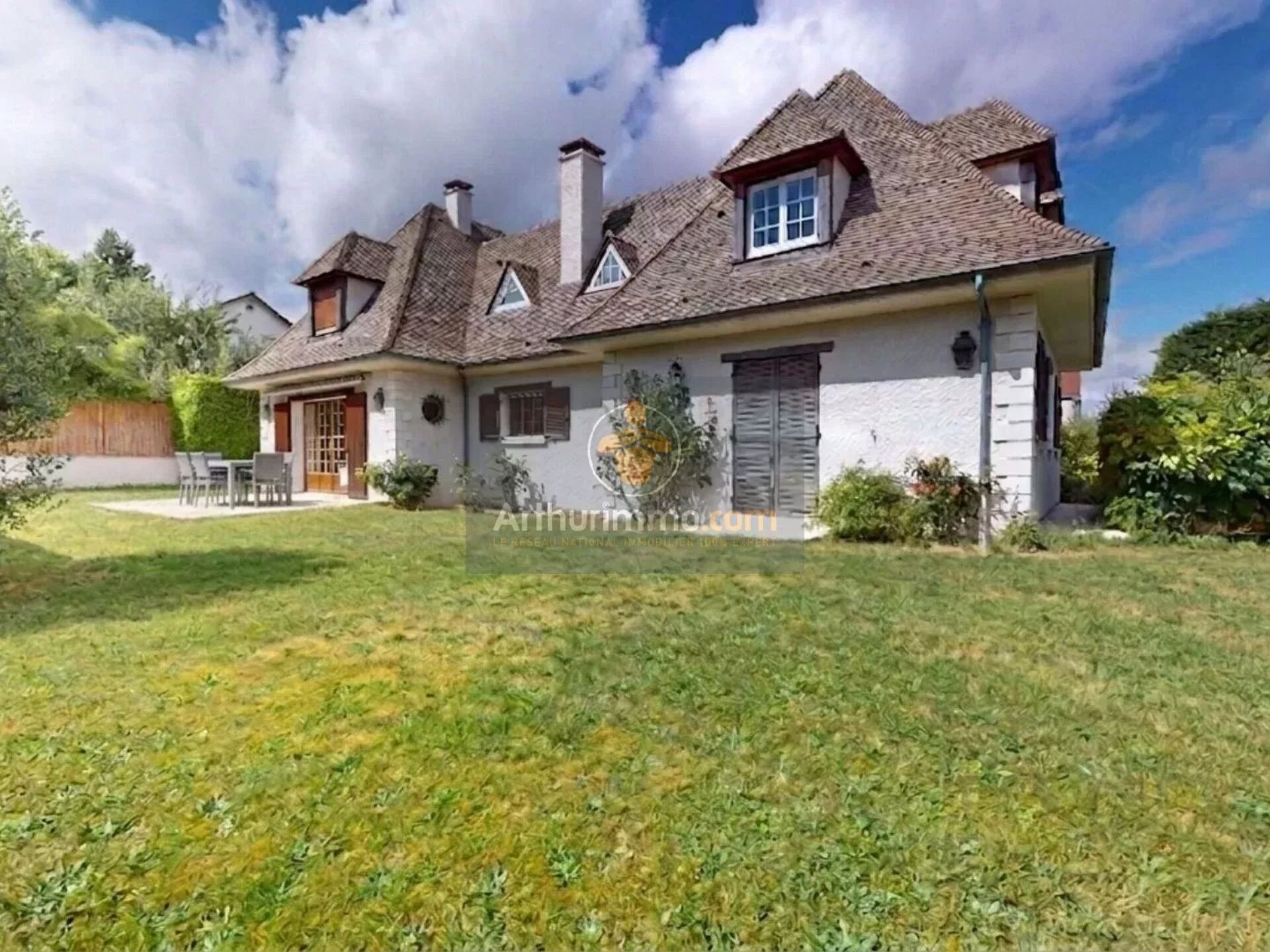 Maison 7 pièces 204 m² · à Marly-le-Roi · 204 m² · 969 000 €