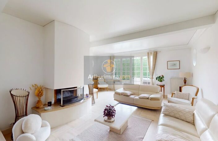 RARE - Coeur de Marly-le-Roi maison familiale de 6 chambres avec double séjour, jardin, garage — photo 5