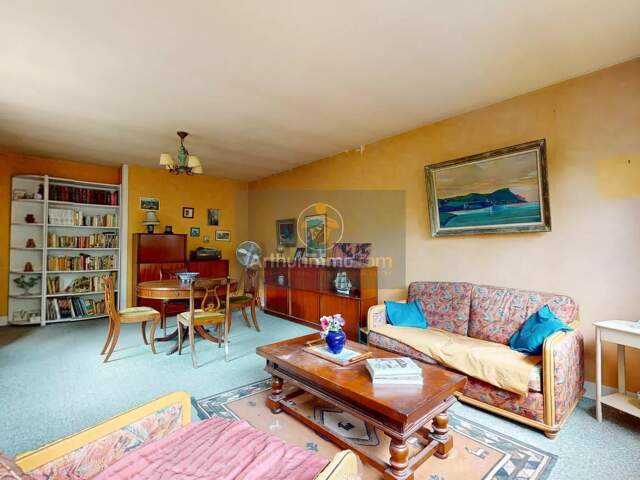 A VENDRE Maison de plain-pied 5 pièces 3 chambres  82 m² Verneuil-sur-Seine Centre — photo du bien