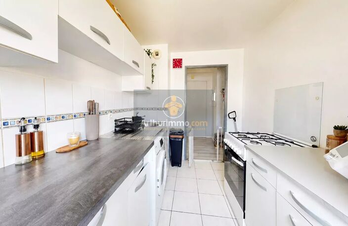 A VENDRE appartement 2 pièces 48M² 1 chambre vendu loué — photo 2