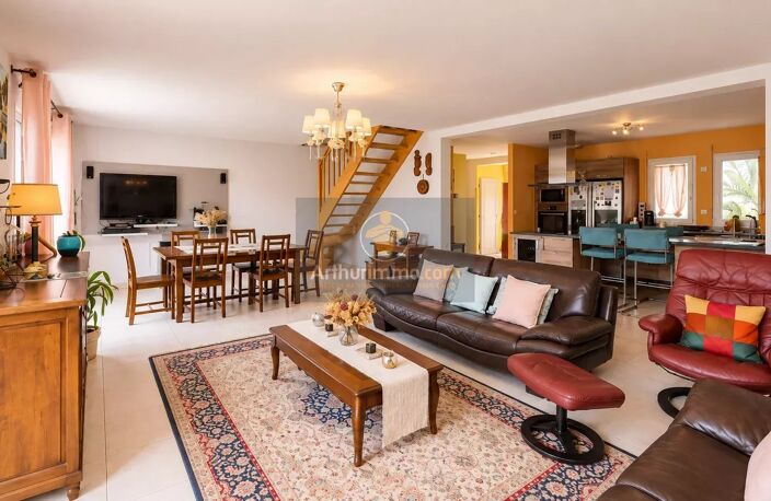 A Vendre Maison située à Orgeval de 6 pièces pour 142 m2 — photo 3