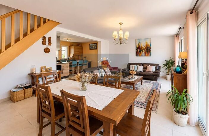 A Vendre Maison située à Orgeval de 6 pièces pour 142 m2 — photo 5