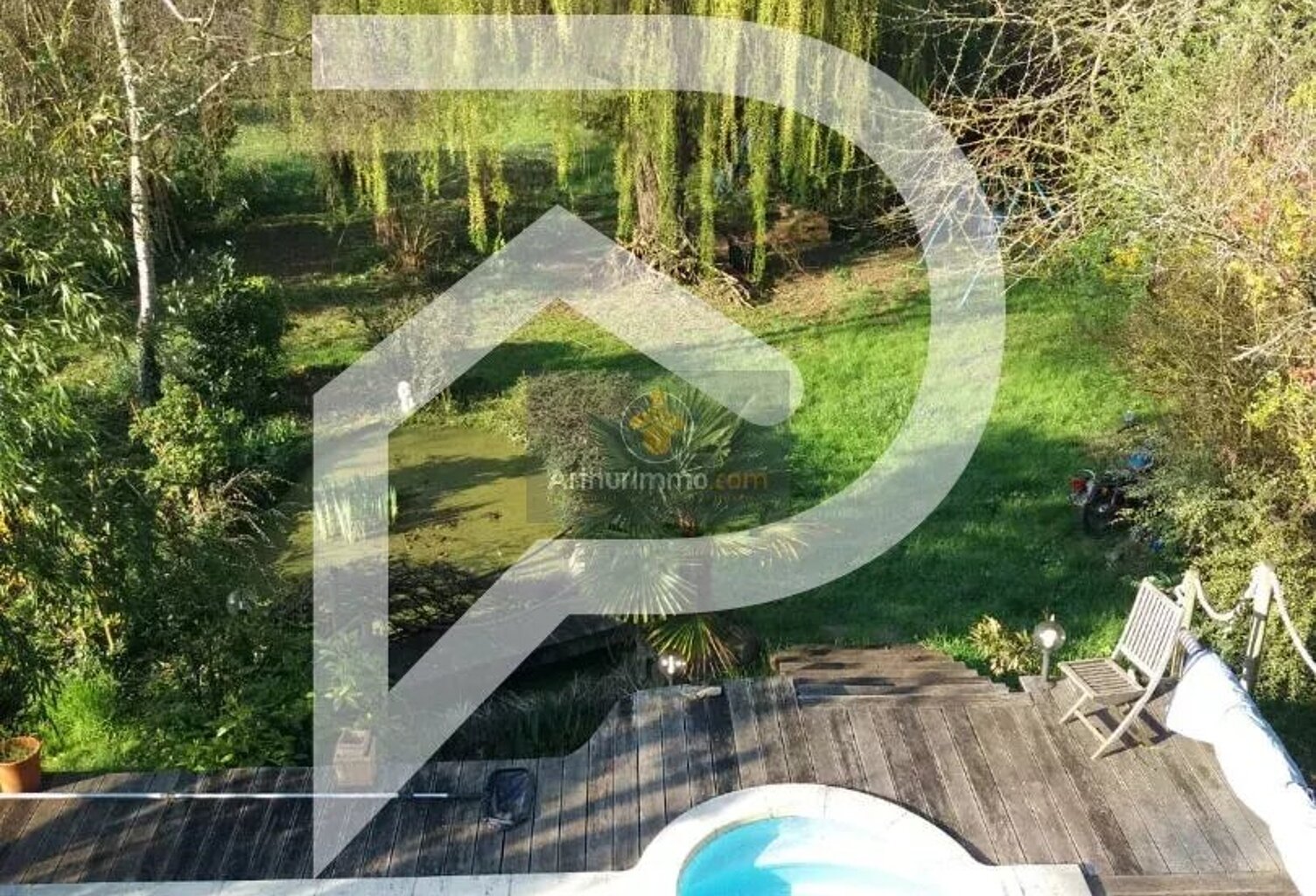Maison Triel-sur-seine 8 pièce(s) 2500 m2 — photo 1