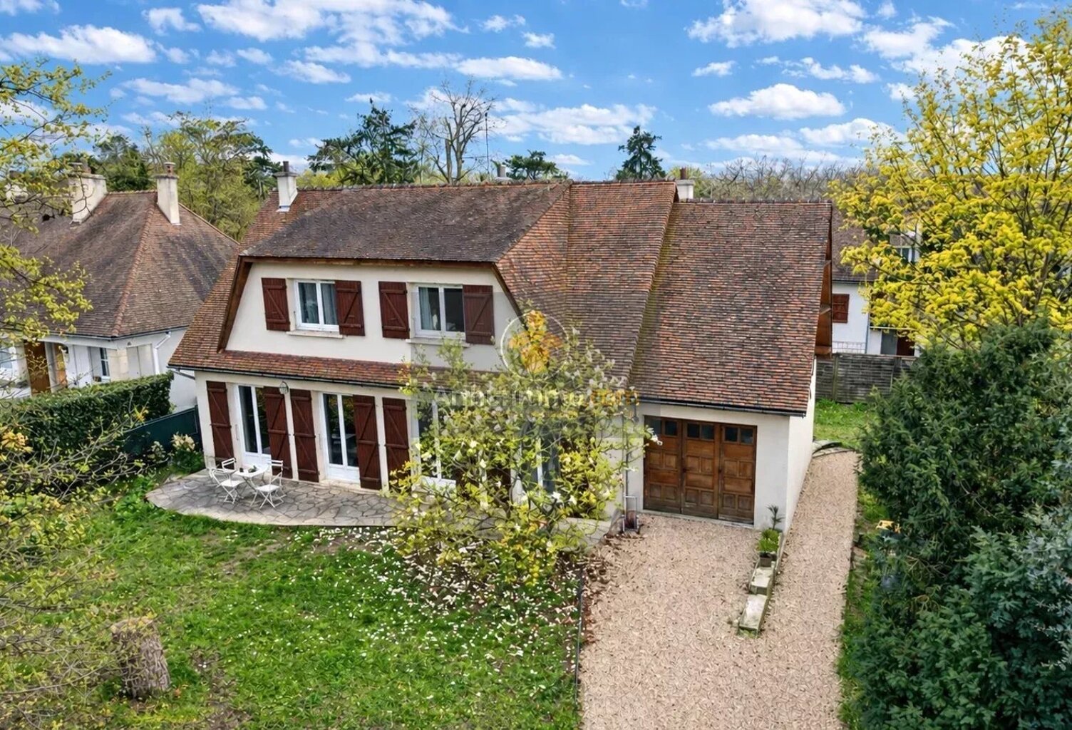 Maison Verneuil Sur Seine 7 pièces 5 chambres 150 m2 jardin — photo 1