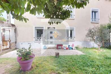 Maison 8 pièces 610000 €