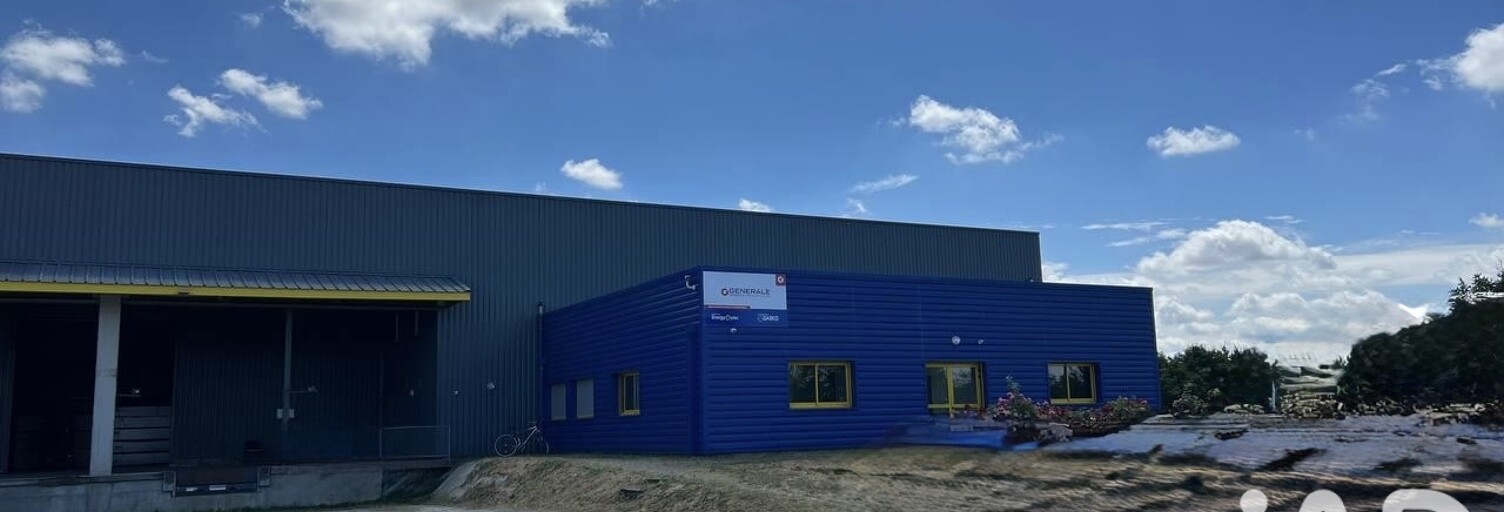 Commerce  1230 m² à vendre à Saint-Aubin-du-Plain (79300)