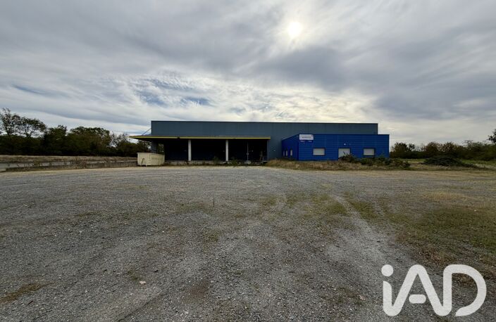 Vente Boutique/Local commercial 1 230 m&sup2; — photo 2