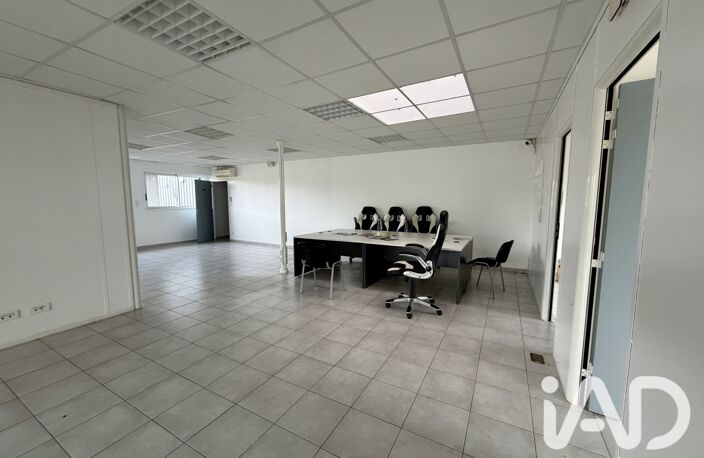 Vente Boutique/Local commercial 1 230 m&sup2; — photo 5