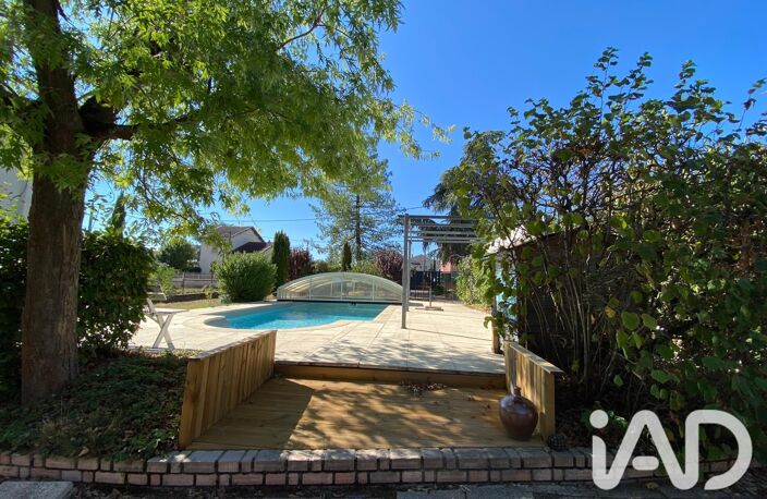 Vente Maison/villa 7 pièces — photo 2