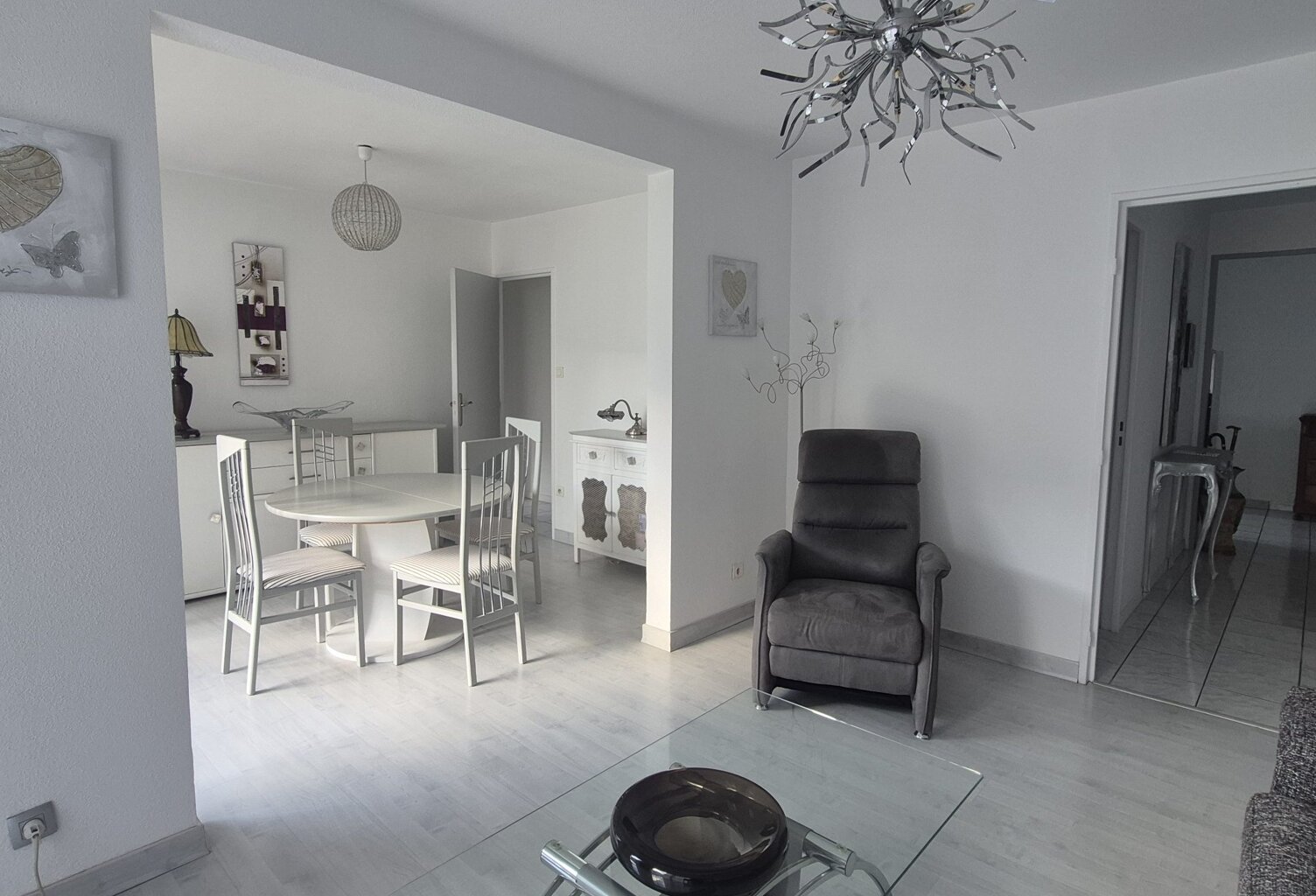 SEYSSINS Résidence 'Le mas des iles 3', appartement de 4 pièce — photo 1