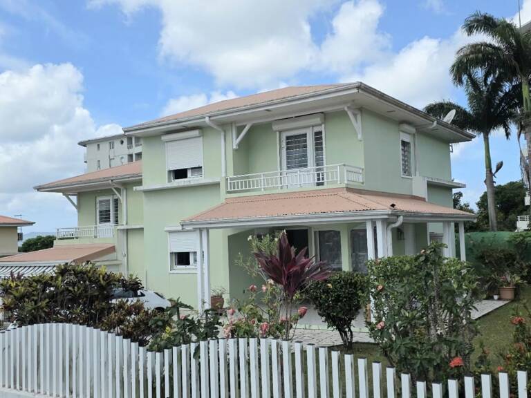 Vente Maison/villa 4 pièces — photo 1