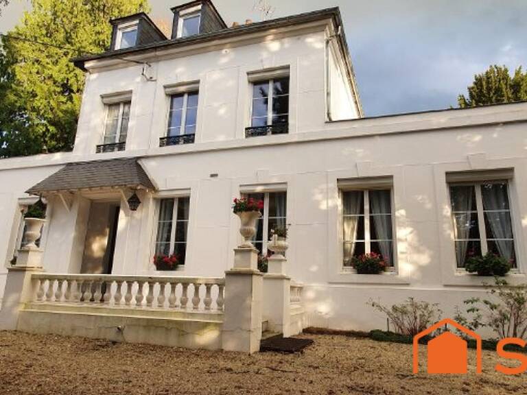LISIEUX BELLE DEMEURE 179 m2 PROCHE CENTRE VILLE — photo 1