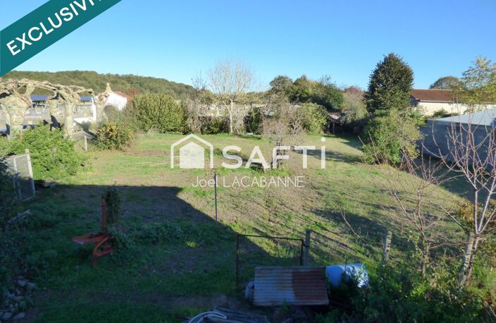 Maison de village de 100 m², sous sol, cuisine aménagée, 3 chambres, véranda — photo 2