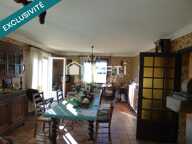 Maison de village de 100 m², sous sol, cuisine aménagée, 3 chambres, véranda — photo 4