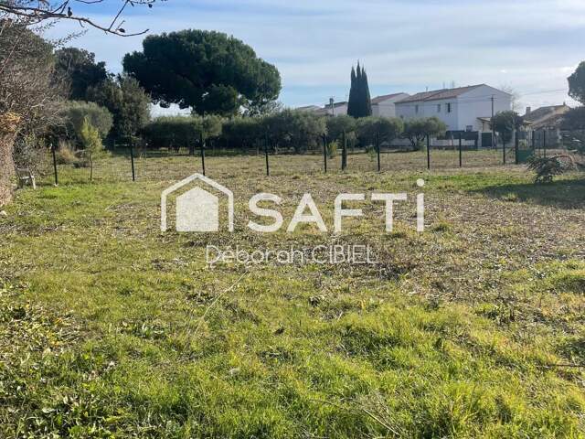 Terrain 705 m² au calme — photo du bien