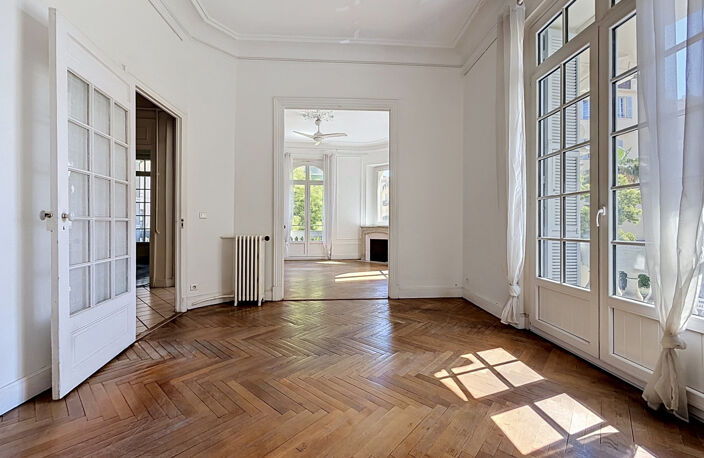Nice quartier Wilson  - 3/4 pièces de 113m2 dans magnifique immeuble bourgeois — photo 2