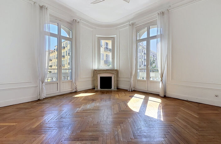 Nice quartier Wilson  - 3/4 pièces de 113m2 dans magnifique immeuble bourgeois — photo 3