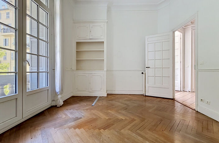 Nice quartier Wilson  - 3/4 pièces de 113m2 dans magnifique immeuble bourgeois — photo 4