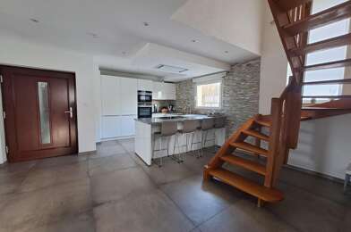 Appartement 6 pièces 470000 €