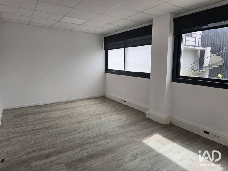 Location Bureaux 19 m&sup2; — photo 1