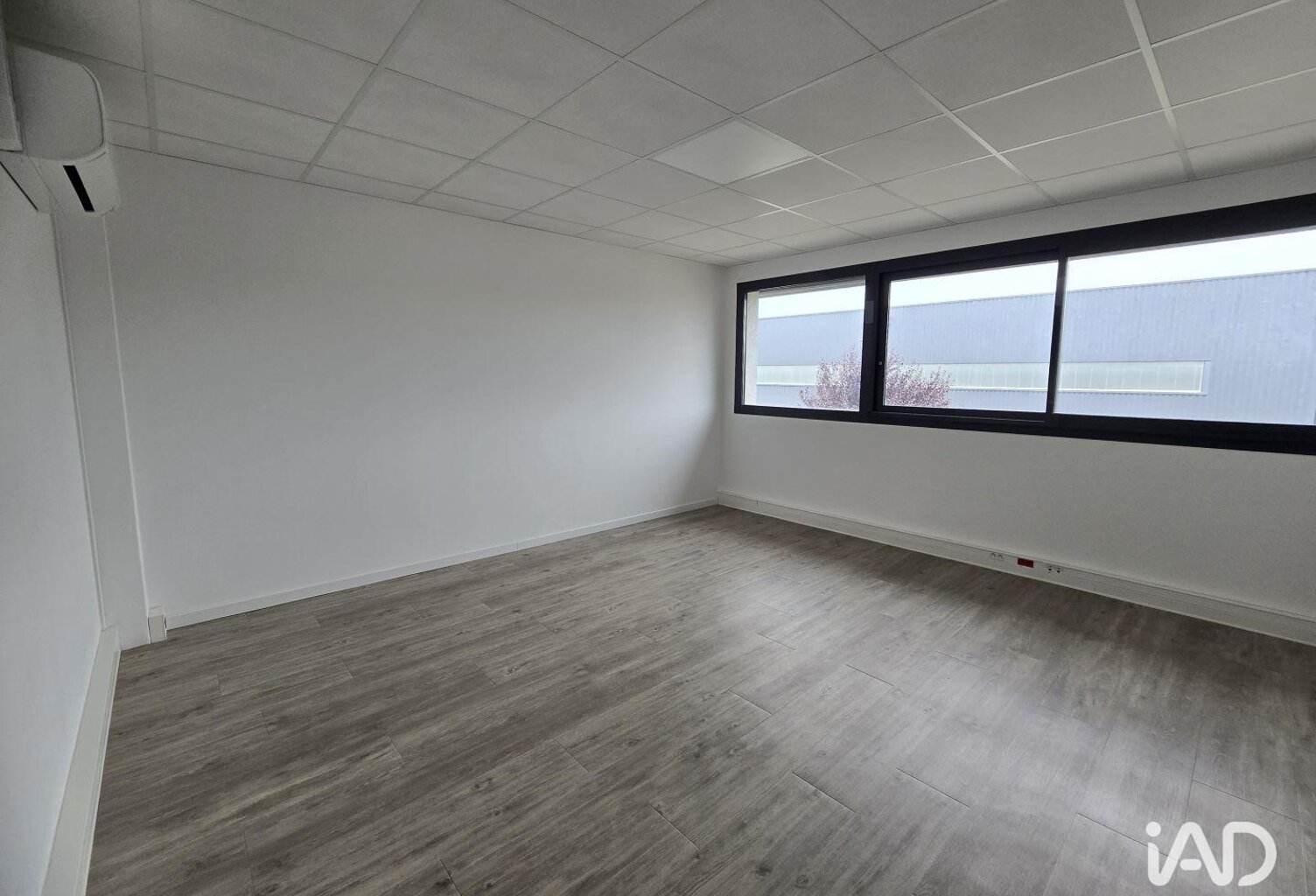 Location Bureaux 24 m&sup2; — photo 1