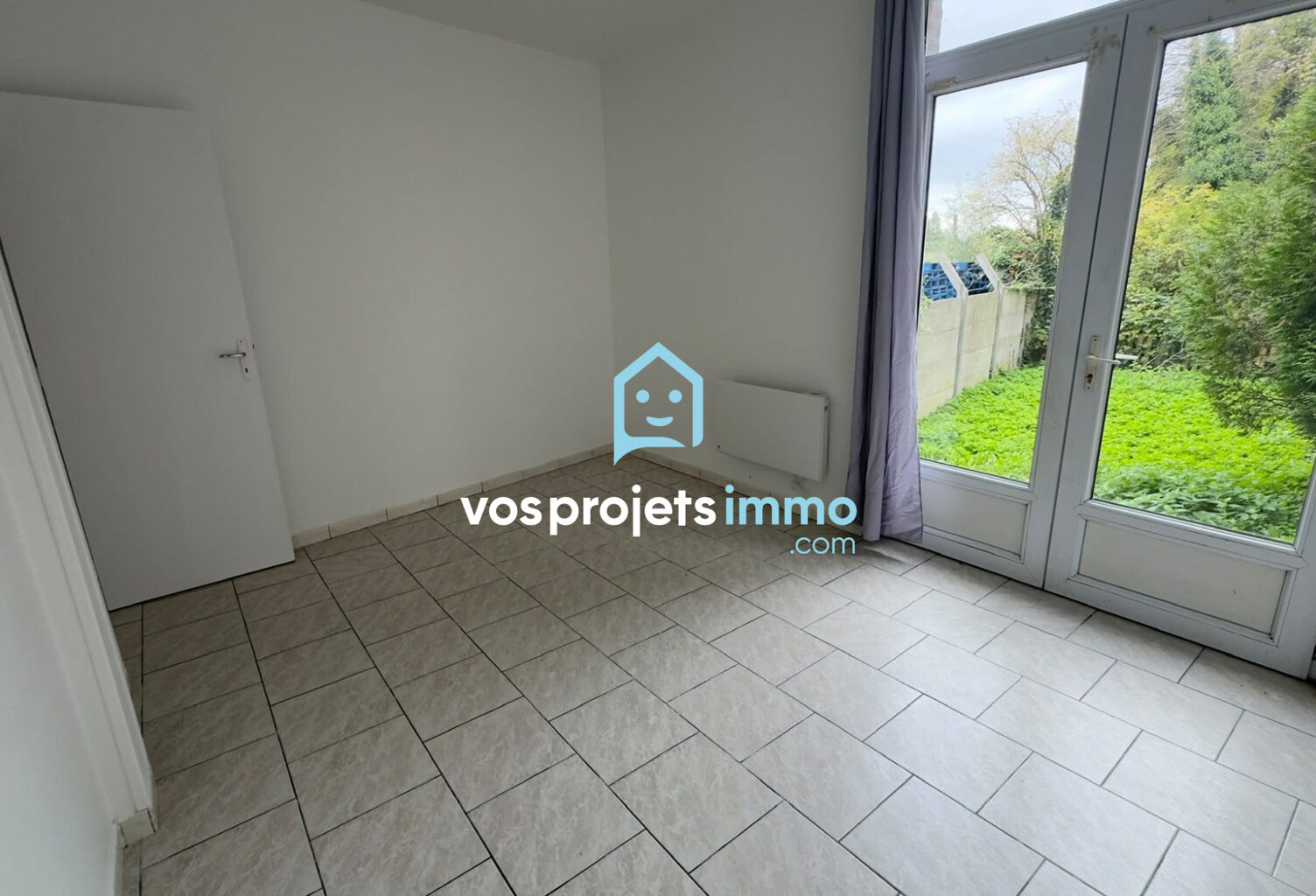 agréable maison de 36,92 m² située rue René Mirland à Valen — photo 1