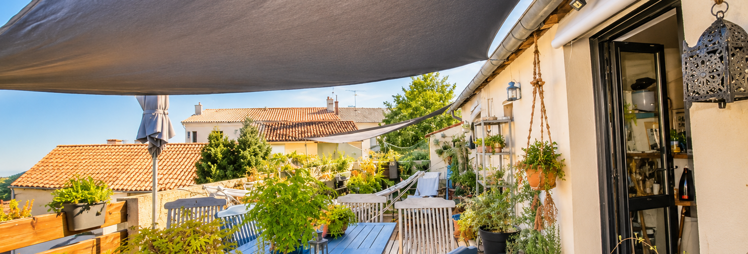 Immeuble  604 m² à vendre à Saint-Jean-d'Angély (17400)