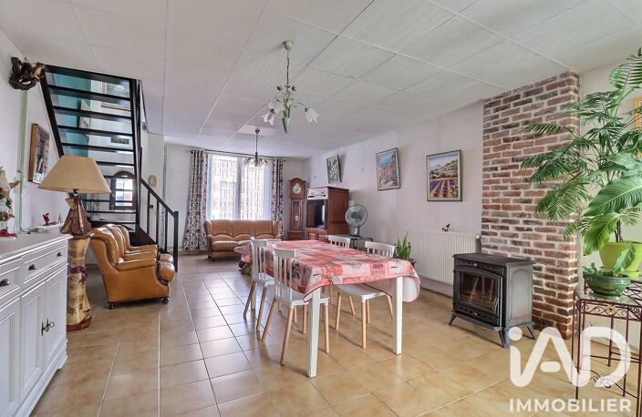 Vente Maison/villa 4 pièces — photo 2