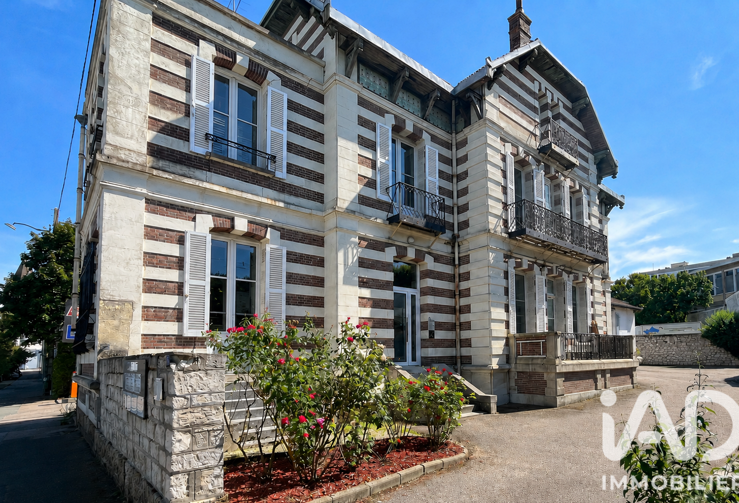Vente Immeuble 280 m&sup2; — photo 1