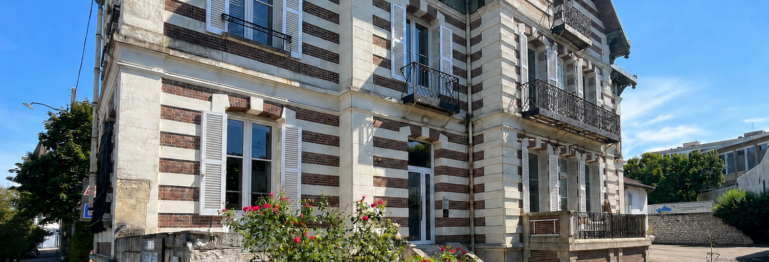 Immeuble  280 m² à vendre à Vernon (27200)