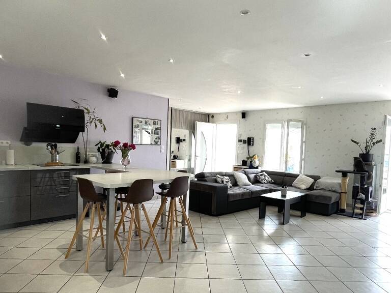 Vente Maison/villa 7 pièces — photo 1