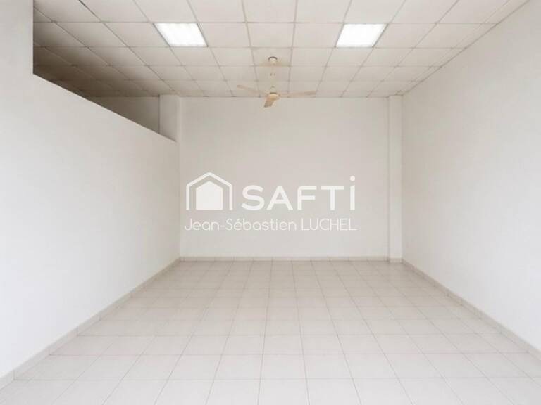 Local professionnel ou commercial de 80 m² avec mezzanine  Zone industrielle — photo 1