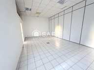 Local professionnel ou commercial de 80 m² avec mezzanine  Zone industrielle — photo 3