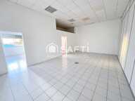 Local professionnel ou commercial de 80 m² avec mezzanine  Zone industrielle — photo 4