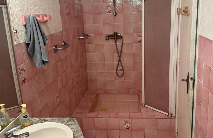 Avocourt 55270  Maison avec grange et écurie. — photo 4