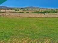 Terrain constructible de 2468m² avec vue imprenable sur le Montsec — photo 2