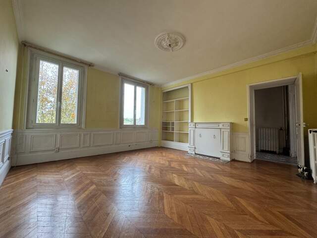 Immeuble de rapport ou grande maison de maître — photo du bien