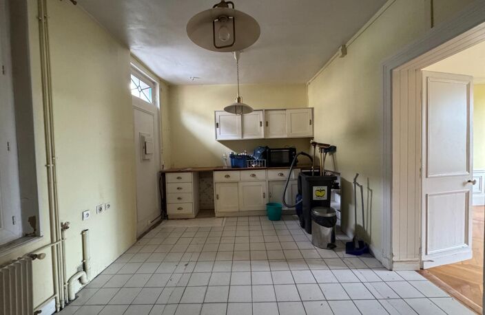 Immeuble de rapport ou grande maison de maître — photo 2