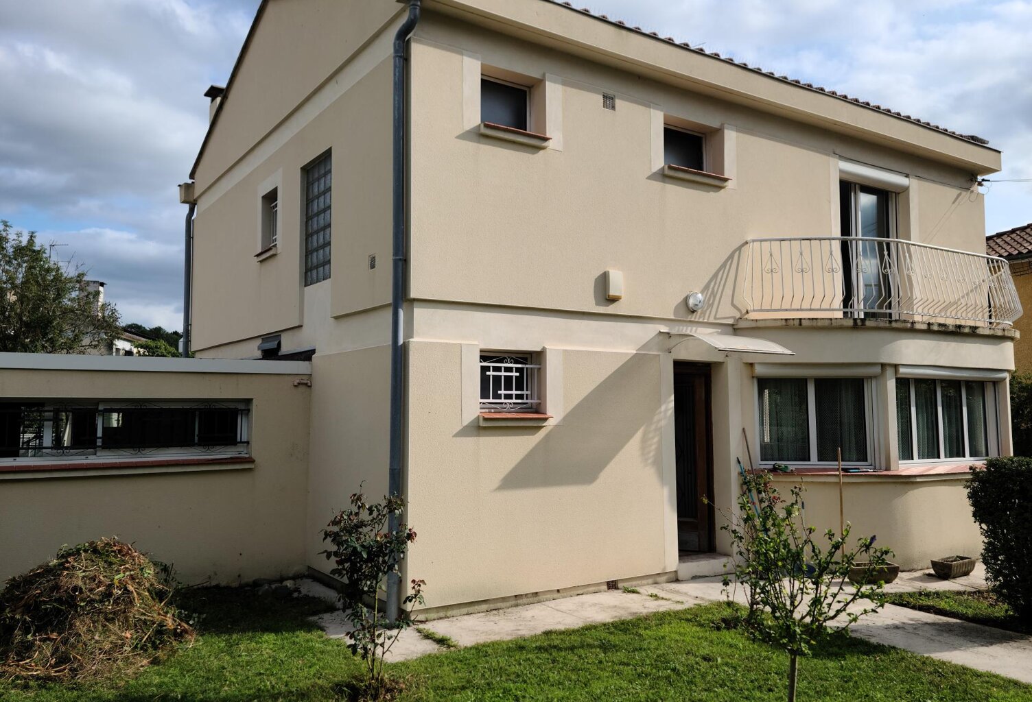 Maison 4 chambres, 1 bureau, garage et jardin — photo 1