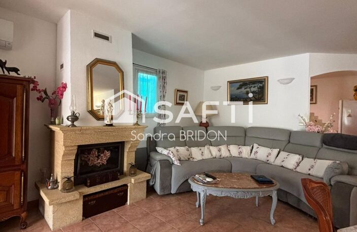 villa de plain pied avec joli jardin — photo 3