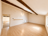 ALLEINS   COUP DE COEUR ! AUTHENTIQUE MAISON DE VILLAGE DE 18 — photo 4