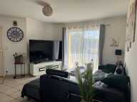 Maison de plain pied avec terrain clos - THIRE - 85210 — photo 4