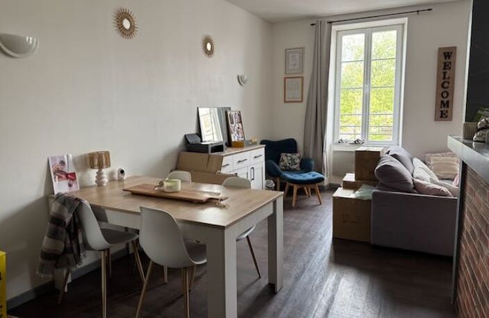 Investissement locatif Immeuble de 2 logements. BOURNEZEAU - 85480. — photo 3