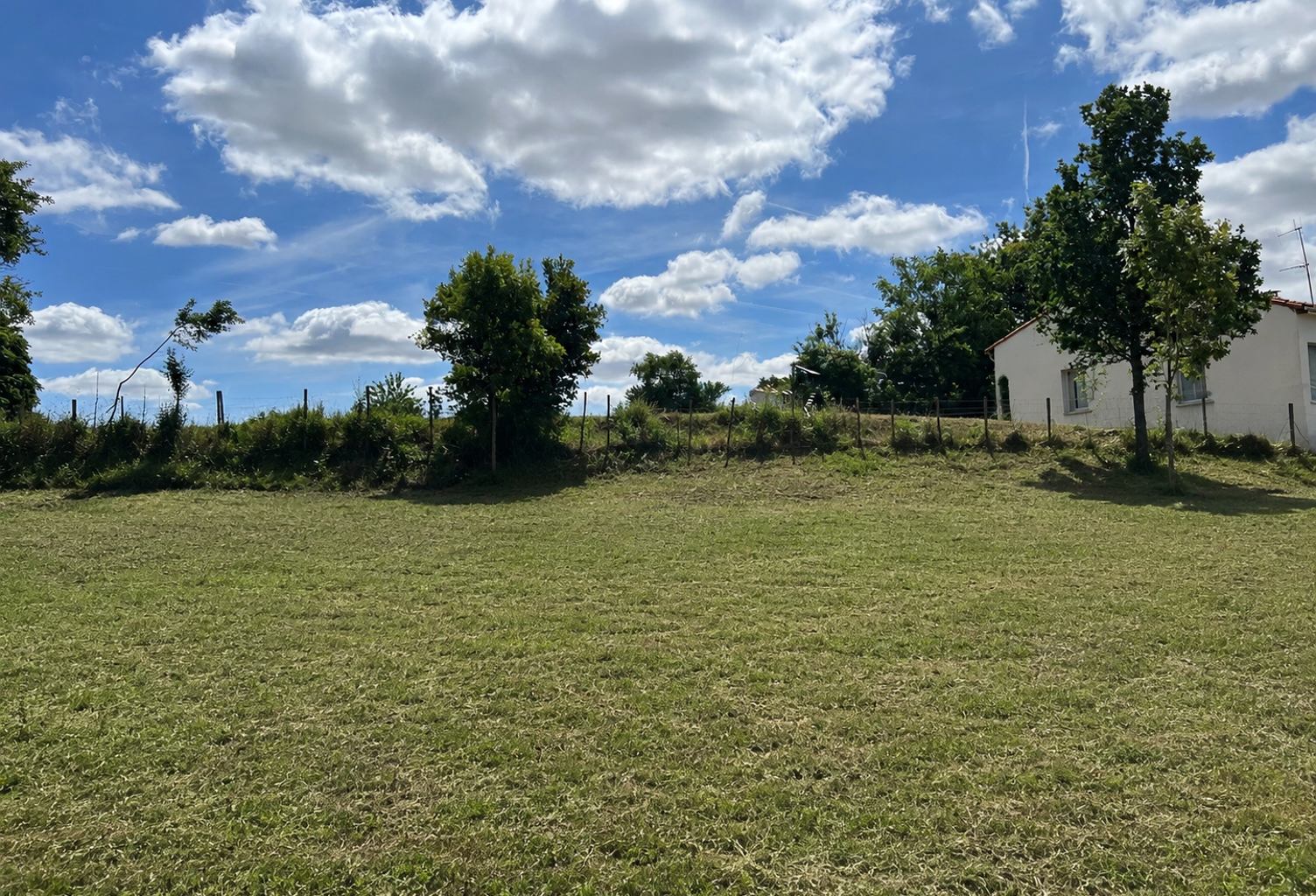 Terrain à bâtir - ST JUIRE CHAMPGILLON - 85210 — photo 1