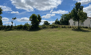 Terrain  633 m² à vendre à Saint-Juire-Champgillon (85210)