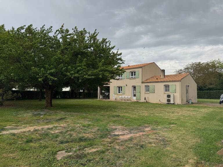 Spacieuse maison 5 chambres à la campagne dans un hameau paisible - A 5min de FONTENAY LE COMPTE 85200 — photo 1