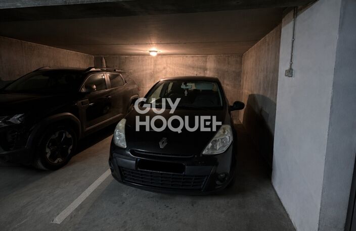 parking — photo 3