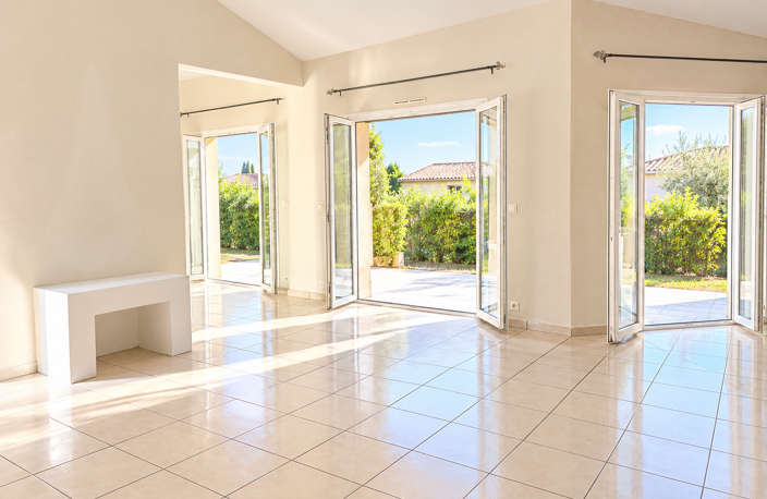 Charmante maison contemporaine de 99 m² habitables avec grand garage et jardin clos - ST JEAN D\'HERMINE 85210 — photo 3