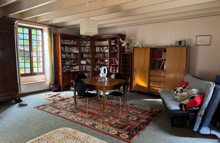 Maison de charme en pierre dans un havre de paix avec dépendance 270 m² et piscine - LA CHAPELLE THEMER 85210 — photo 4