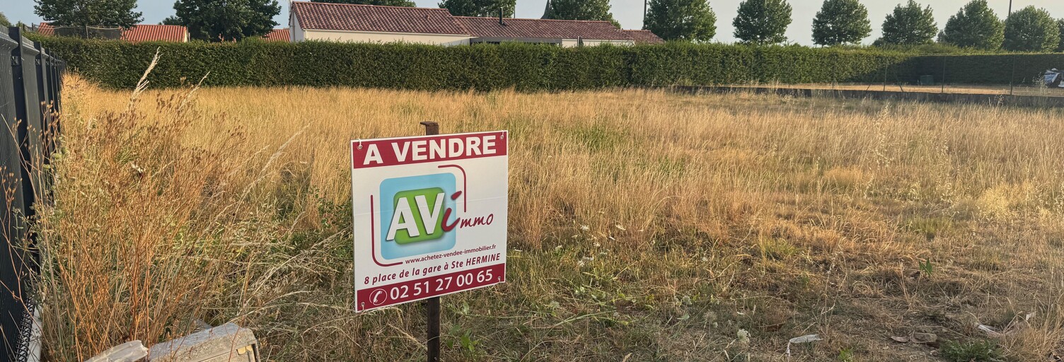 Terrain  723 m² à vendre à Saint-Maurice-des-Noues (85120)
